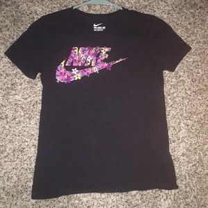 Nike floral t shirt